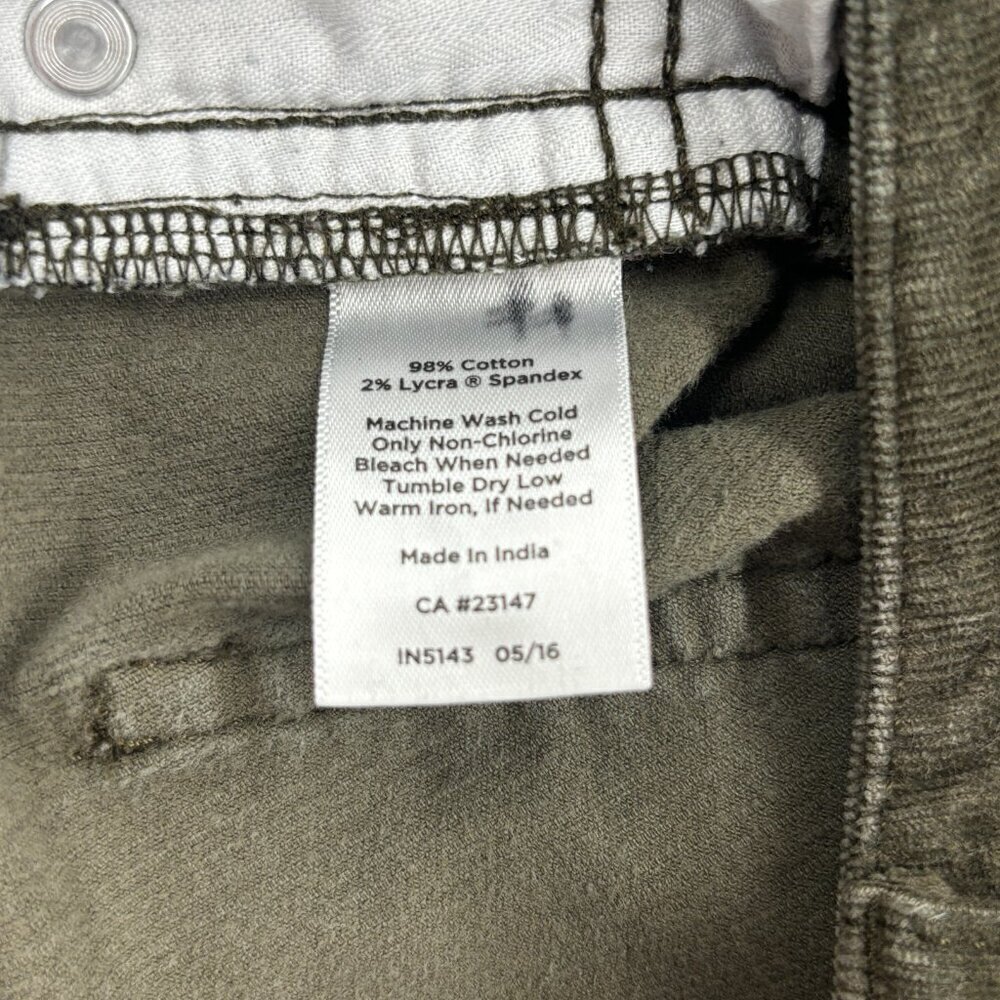 Talbots Grewn Corduroy Curvy Flare Pants Women's Sz 10 Petite Flawless 5 Pocket - Picture 8 of 10